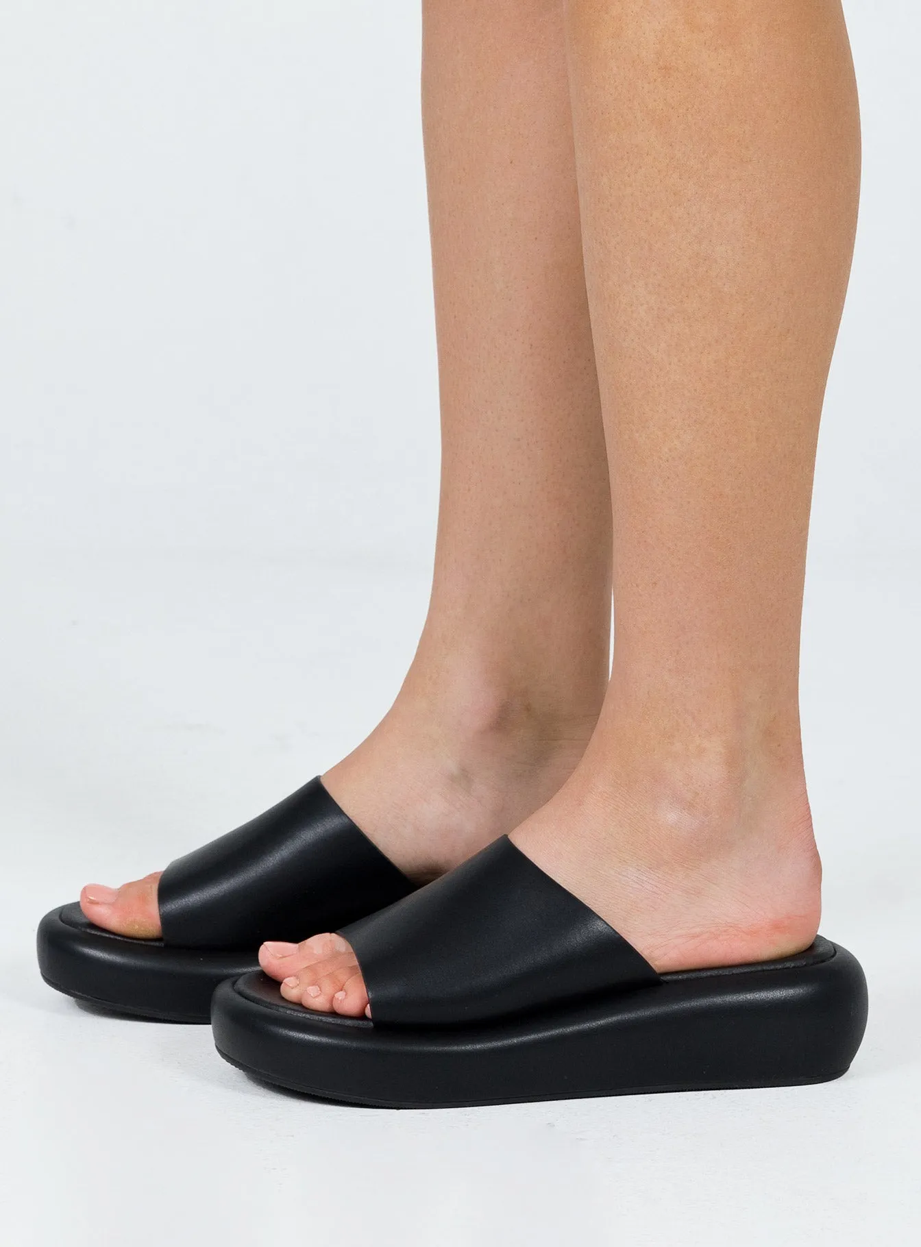 Armell Slides Black
